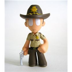 WALKING DEAD MYSTERY MINI "RICK" PVC TOY WITH BOX