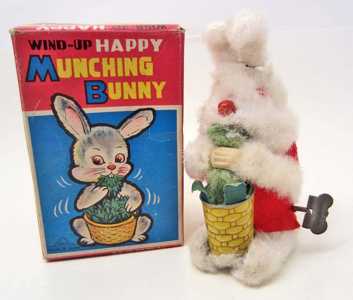 C 1950s Happy Munching Bunny Wind Up Toy In Box C 1950s Happy Munching Bunny Wind Up Toy In Box
