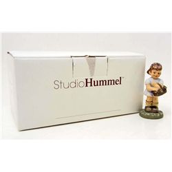 HUMMEL "BLOSSOMS OF LOVE" FIGURINE IN ORIGINAL BOX