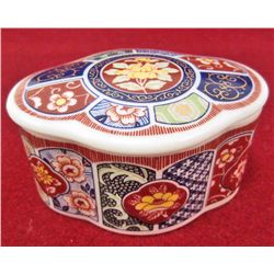 VINTAGE IMARI IMPERIAL TRINKET DISH WITH LID
