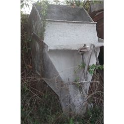 Medium Square Concrete Skip