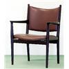 Image 1 : 6 karmstolar i palisander med brun skinnklädsel på rygg och sits, bricka: Design Hans J Wegner ma...