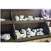 Image 2 : LARGE LOT OF PETER RABBIT WEDGEWOOD CHINA