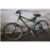 Image 1 : BLACK ORYX 24 SPD FRONT SUSP MOUNTAIN BIKE ( BACK TIRE FLAT)