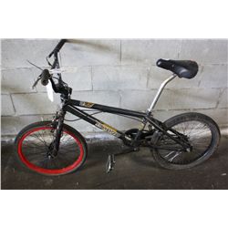 BLACK HARO F3 1 SPD STUNT BIKE