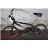 Image 1 : BLACK HARO F3 1 SPD STUNT BIKE