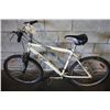 Image 1 : WHITE CCM NEVADA 21 SPD FRONT SUSP MOUNTAIN BIKE