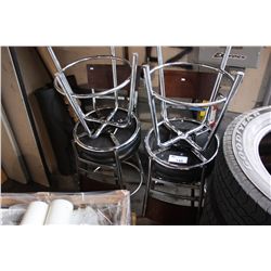 4 METAL FRAME BAR STOOLS