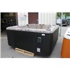 Image 1 : CAL SPAS ESCAPE SERIES HOT TUB WITH SUNSET STORM INTERIOR AND PREFERRED BLACK CABINET 8' C/W