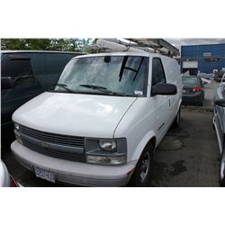 2002 CHEVROLET ASTRO AWD, VAN, WHITE, VIN # 1GCDL19XX2B154091