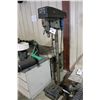 Image 1 : DELTA 15 UPRIGHT ELECTRIC DRILL PRESS