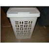Image 1 : Plastic Laundry Hamper