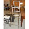 Image 1 : Wooden Ladder