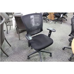 MESH BACK TILTING TASK CHAIR