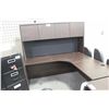 Image 2 : DARK WOOD CORNER DESK WITH HUTCH