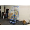 Image 1 : BLUE MOBILE LADDER