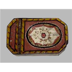 DECORATED SNUFF BOX. Tin with smoked decoration on ivory along the sides and a white and red pate…