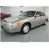 Image 2 : 2002 - LINCOLN TOWN CAR!