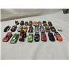 Image 1 : LOT BOX 26 DIE CAST METAL TOY CARS