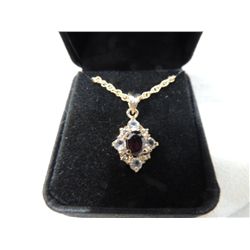 WOMANS FASHION GARNET / CZ GOLD TONE NECKLACE