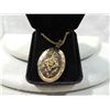 Image 1 : WOMANS OVAL FASHION GOLD TONE LOCKET
