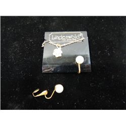WOMANS FASHION JEWLERY PEARL EARRINGS & NECKLACE