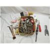 Image 1 : BOX LOT MISC HOUSEHOLD HARDWARE