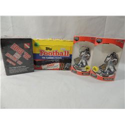 LOT 4 FOOTBALL CARDS, STICKERS, KEYCHAIN