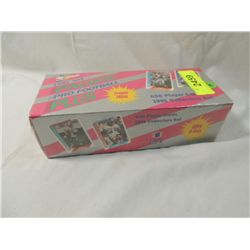 1991 PACIFIC NFL FOOTBALL CARDS COMPLETE SET