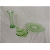 Image 1 : LOT 4 VASELINE GLASS VASES TRAY