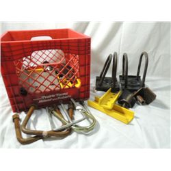 WALL MOUNTED HEAVY DUTY PIPE CLAMPS