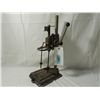 Image 5 : MONTGOMERY WARD TABLE MOUNT DRILL STAND