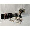 Image 1 : BOX LOT ASSORTED WATCHES AND WATCHBANDS