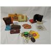 Image 1 : LOT BOX VINTAGE KEY HOLDERS KEY CHAINS