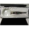 Image 2 : MURANO STYLE 8"L GLASS HANDLE MAGNIFYING GLASS