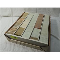 LARGE BOX BASEBALL PLAYER CARDS ASSORTED
