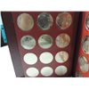 Image 4 : THE THOMASON MEDALLIC BIBLE FRANKLIN MINT VERSION