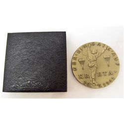 NAZI GERMAN LUFTWAFFE KEETA TABLE MEDALLION IN CASE