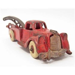 VINTAGE CAST IRON HUBLEY RED TOY TOW TRUCK