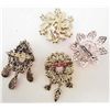 Image 2 : LOT OF 4 COSTUME JEWELRY BROOCHES