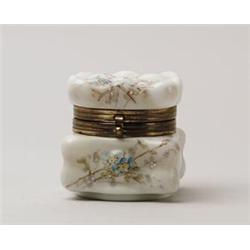 SMALL WAVE CREST BOX.  