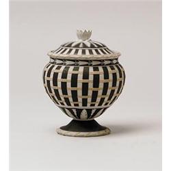 EARLY WEDGEWOOD COVERED BOWL.  