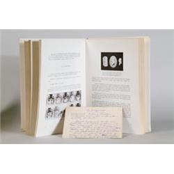 BOOK "WEDGEWOOD ABC - BUT NOT MIDDLE E".  
