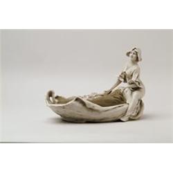 ROYAL DUX FIGURAL BOWL. 