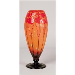 LE VERRE FRANCAIS CAMEO VASE.  