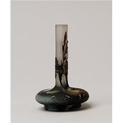 MULLER CAMEO VASE.  