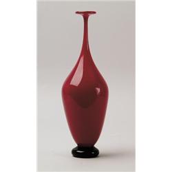 CONTEMPORARY DONALD CARLSON ART GLASS VASE.  