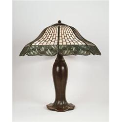 HANDEL METAL OVERLAY TABLE LAMP.  