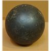 Image 2 : 2 Cannon balls, authentic, 3" &  4"