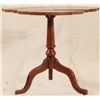 Image 1 : 3 Leaf Clover Drop Leaf Table